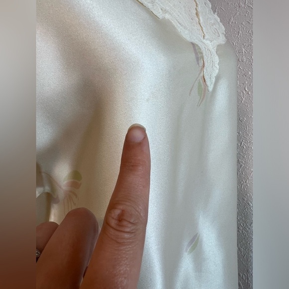 VNTG Bill Tice Satin Printed Lace Trimmed Long Sleeve Tunic Blouse - Picture 11 of 11